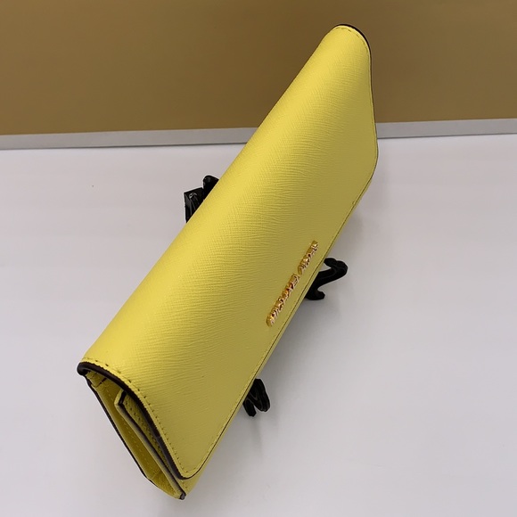 MICHAEL KORS JET SET TRAVEL LARGE TRIFOLD WALLET SUNSHINE COLOR - Picture 5 of 14